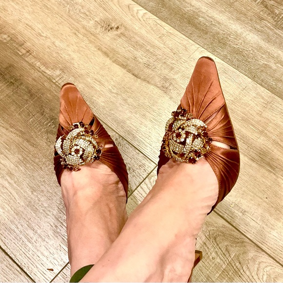 Rene Caovilla Brown Satin Heels with Embellishments - Picture 13 of 13